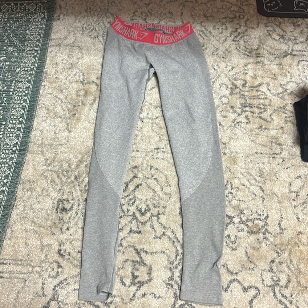 Gray gym shark leggings